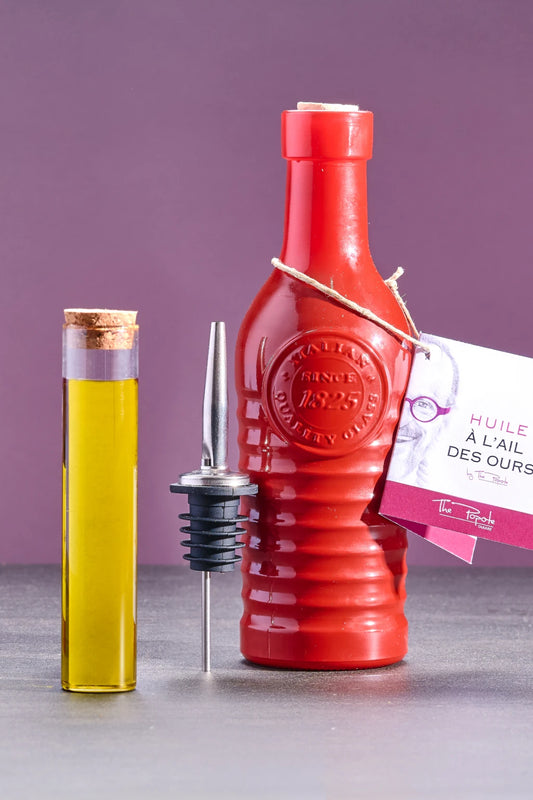 Huile Bio de Tournesol Culinaire Parfumée à l'Ail des Ours, en bouteille